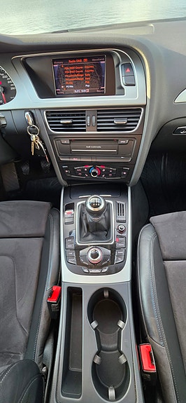 Audi A4 18 of 23