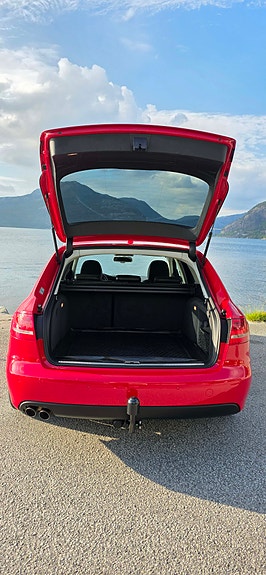 Audi A4 6 of 23