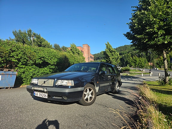 Volvo 850 4 of 5
