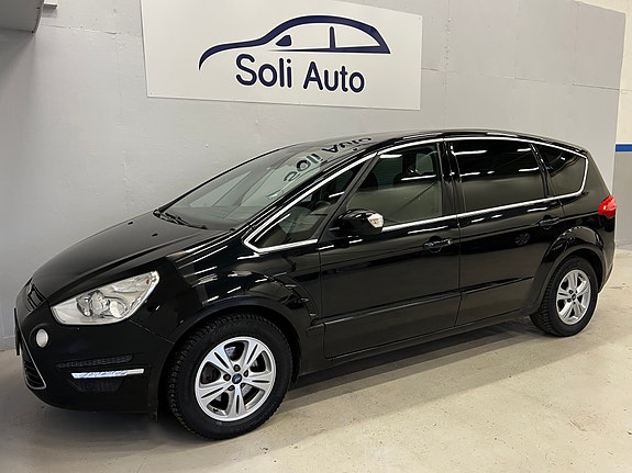 Ford S-MAX 3 of 5