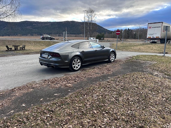 Audi A7 3 of 5