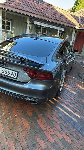 Audi A7 2 of 5