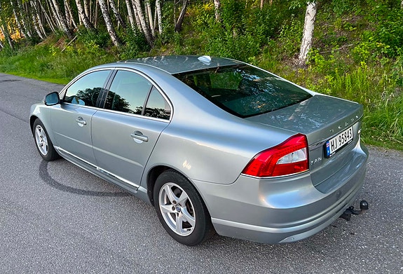 Volvo S80 10 of 30
