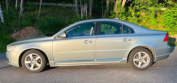Volvo S80 9 of 30