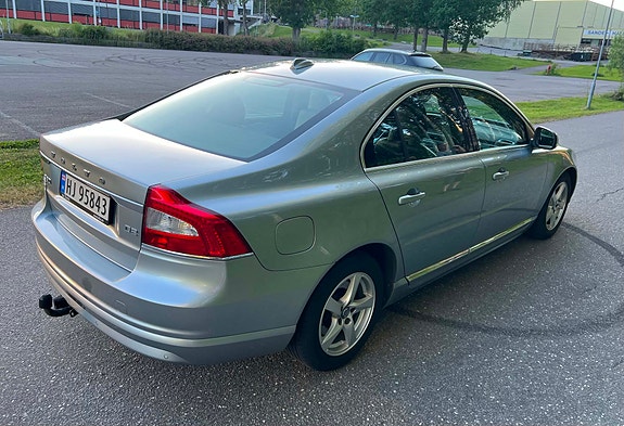Volvo S80 12 of 30