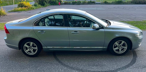 Volvo S80 8 of 30
