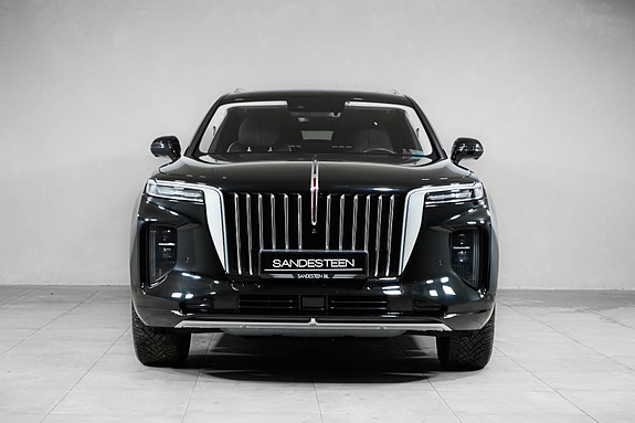 Hongqi E-HS9 2 of 5