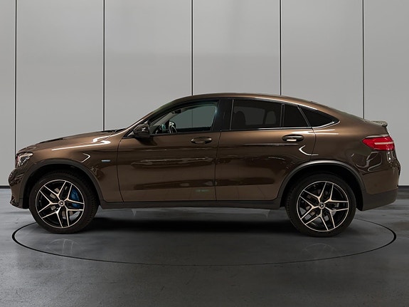 Mercedes-Benz GLC350 e 2 of 5