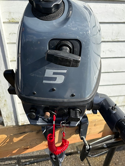 River 350 m/Yamaha 5 hk - Den perfekte båten for barn som skal begynne båtlivet 4 of 5