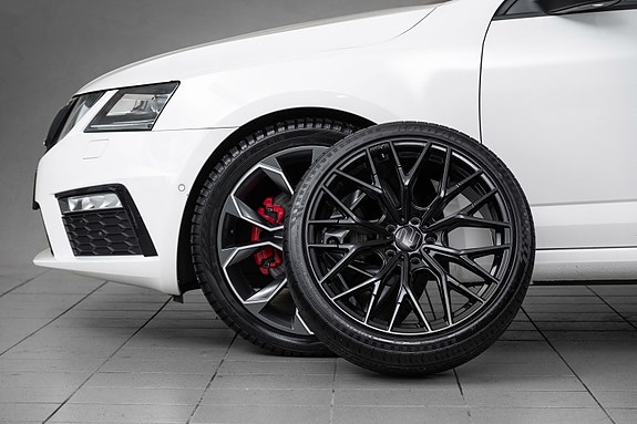 Skoda Octavia RS 11 of 30
