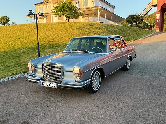 Mercedes-Benz 280 5 of 5