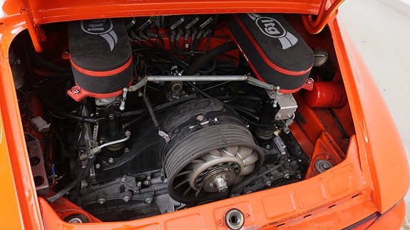 Porsche 911 18 of 30