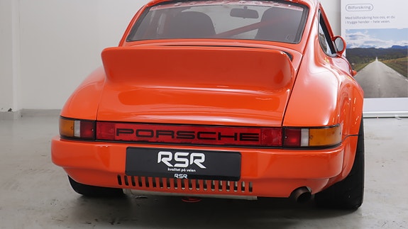 Porsche 911 26 of 30