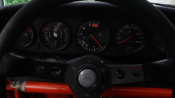 Porsche 911 12 of 30