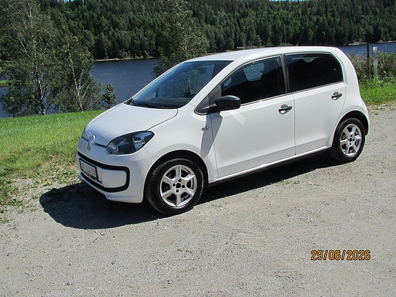 Volkswagen UP! 2 of 15