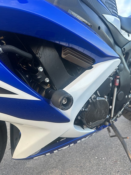 Suzuki GSX-R 750 7 of 12