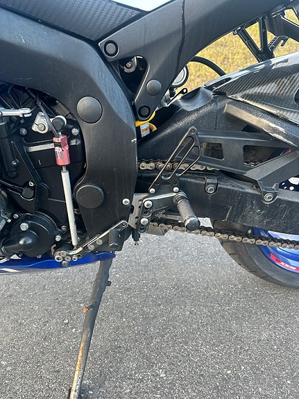 Suzuki GSX-R 750 9 of 12