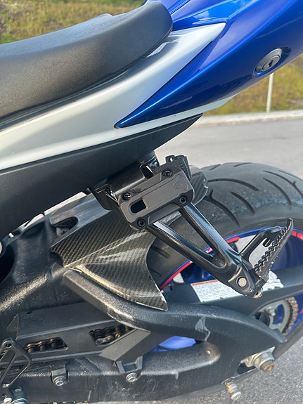 Suzuki GSX-R 750 10 of 12