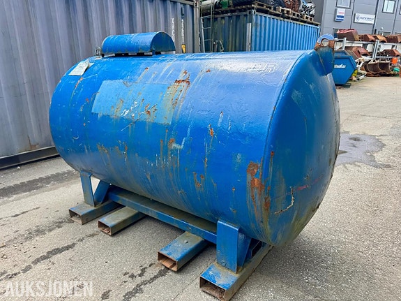 Andre ADR/IBC Dieseltank - 2600 Liter 2 of 5
