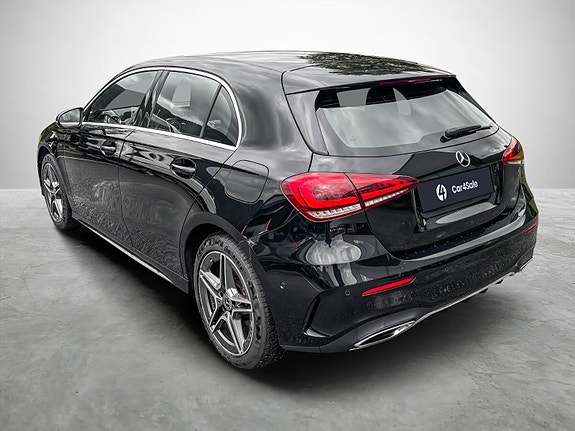 Mercedes-Benz A250 e 3 of 5