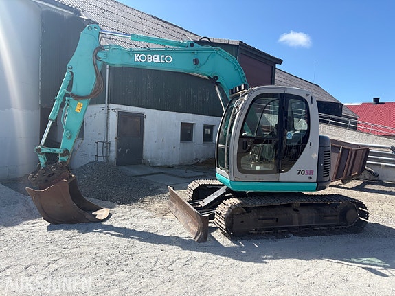 Kobelco 70sr 2 of 5