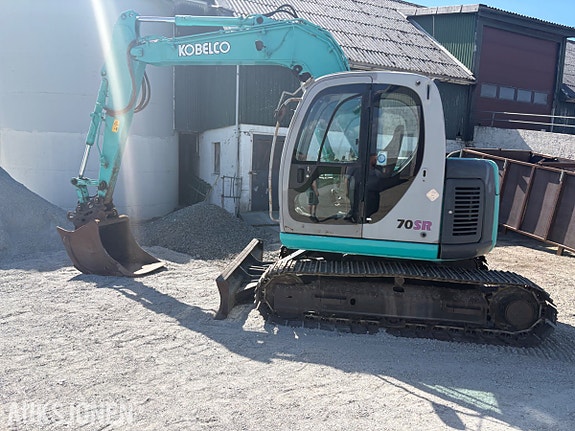 Kobelco 70sr 3 of 5