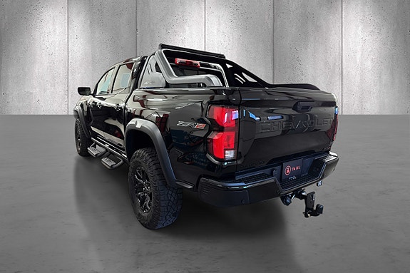 Chevrolet Colorado 4 of 5