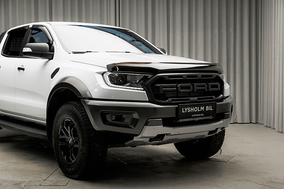 Ford Ranger Raptor 2 of 5