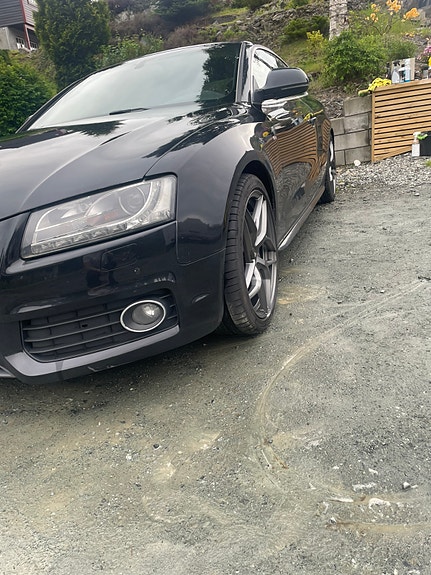 Audi A5 9 of 18