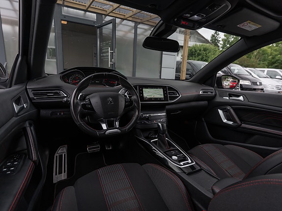 Peugeot 308 19 of 30