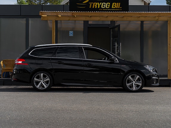 Peugeot 308 5 of 30