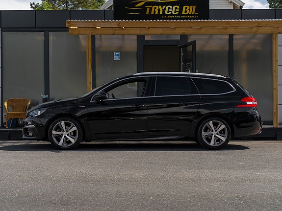 Peugeot 308 10 of 30
