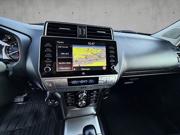 Toyota Land Cruiser 18 of 24