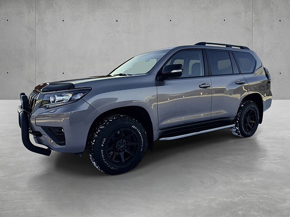 Toyota Land Cruiser 7 of 24