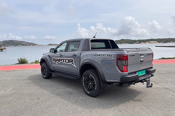 Ford Ranger Raptor 9 of 24