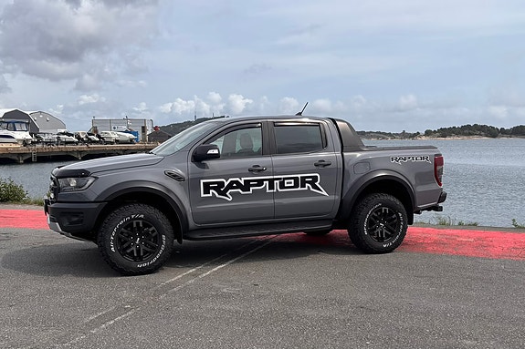 Ford Ranger Raptor 2 of 24