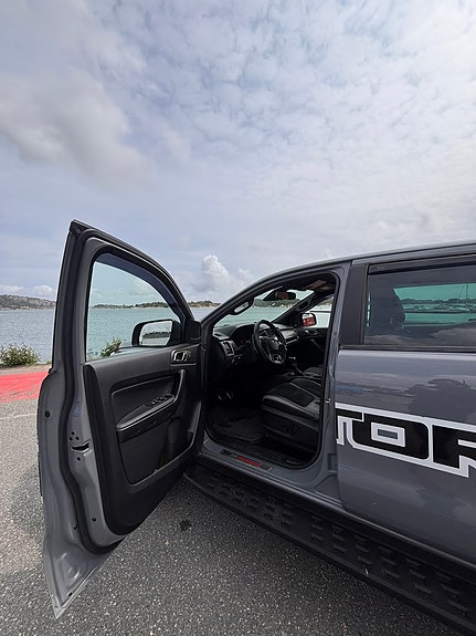 Ford Ranger Raptor 14 of 24