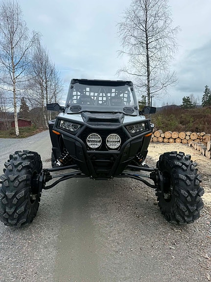 Polaris RZR 1000 XP Turbo EPS 2 of 5