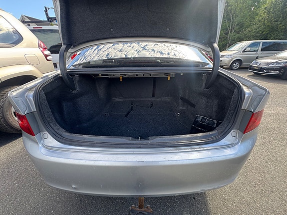 Honda Accord 15 of 27