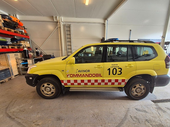 Toyota Land Cruiser 2 of 5
