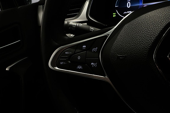 Renault Captur 18 of 30