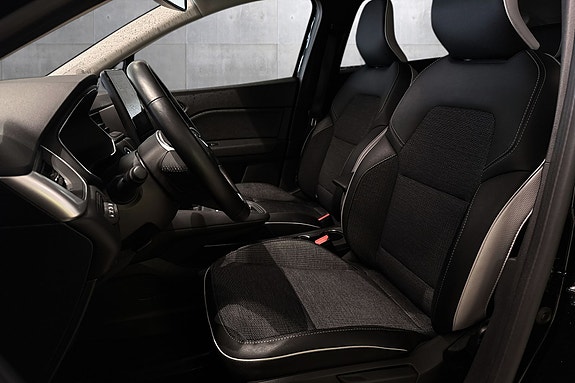 Renault Captur 11 of 30