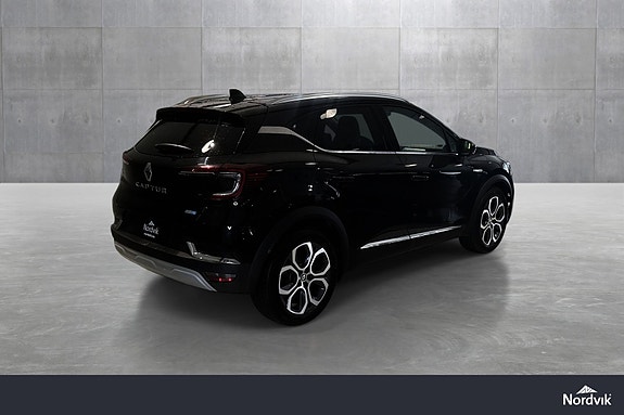 Renault Captur 5 of 30