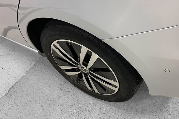Mercedes-Benz B250 e 13 of 13