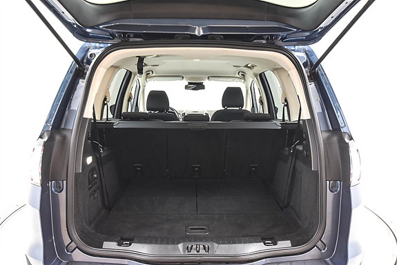 Ford Galaxy 10 of 20