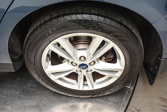 Ford Galaxy 9 of 20