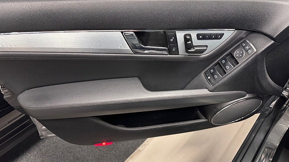 Mercedes-Benz C250 d 6 of 22