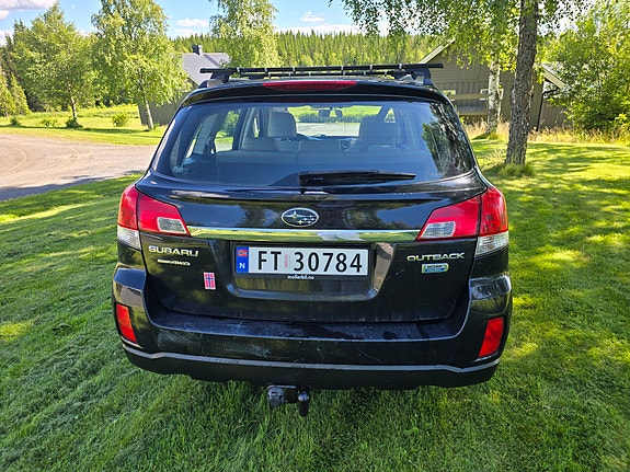 Subaru Outback 3 of 5