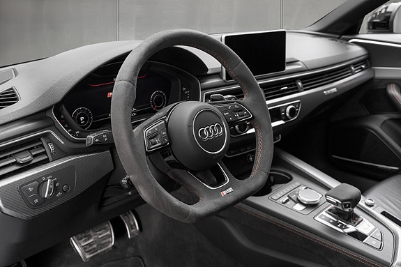 Audi RS4 26 of 30