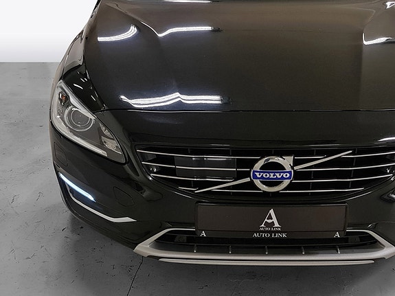 Volvo V60 3 of 30